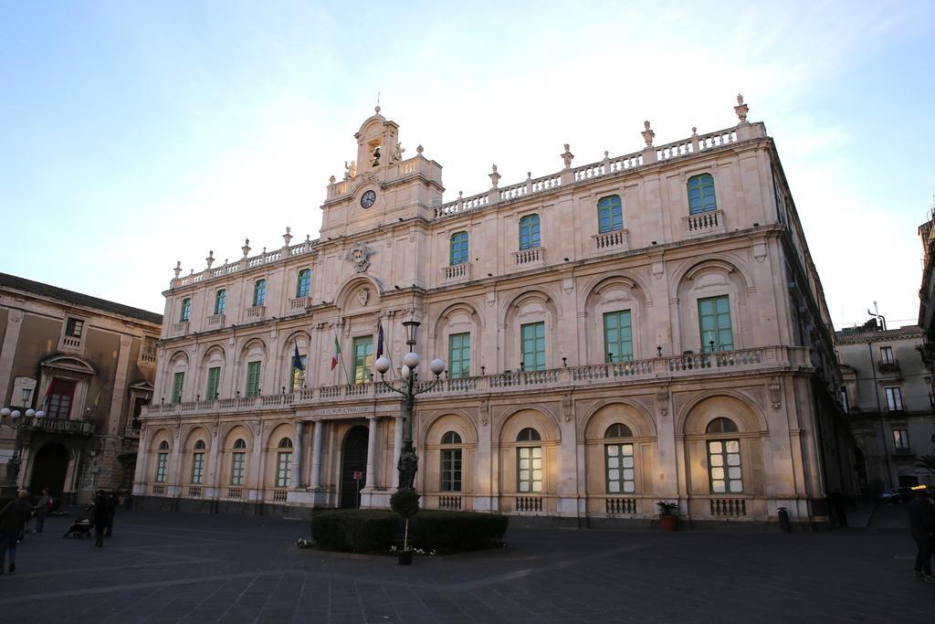 Piazza Universita Wonderful View Apartment Catania Exterior photo